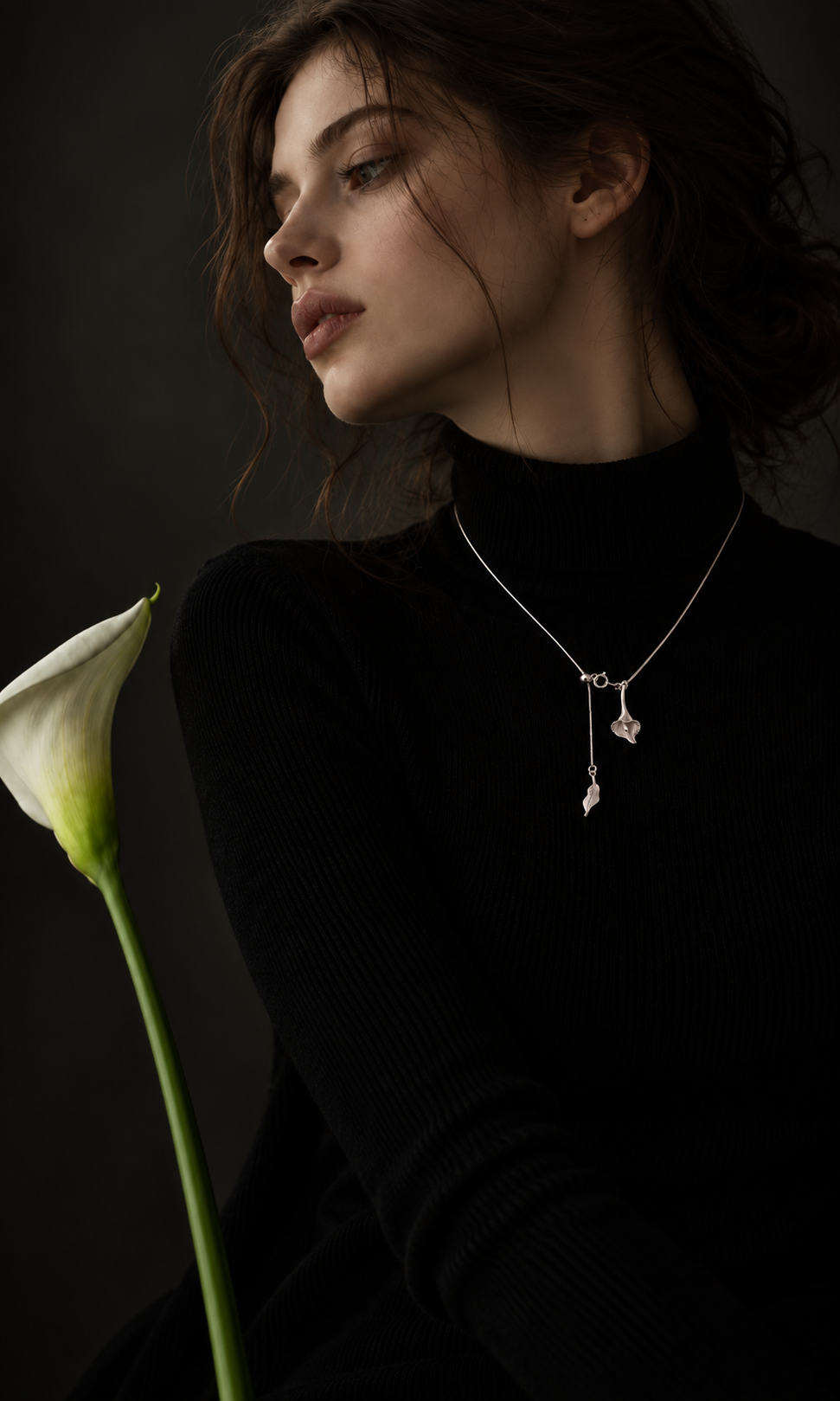 Small Calla Lily Necklace